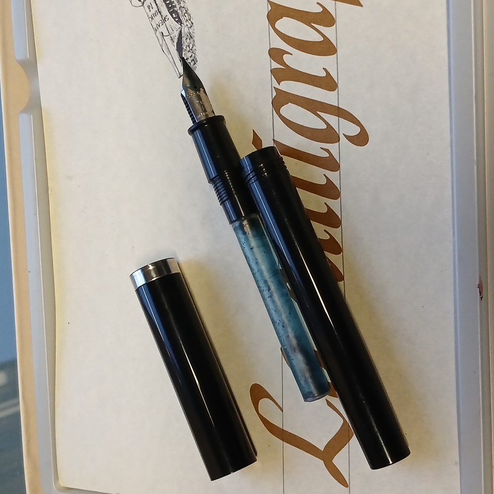Used Sheaffer Calligraphy Pen Set - Picture 6 of 14